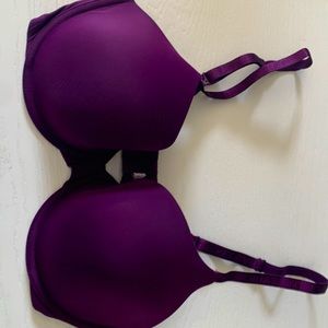36D bra from Victoria’s Secret.